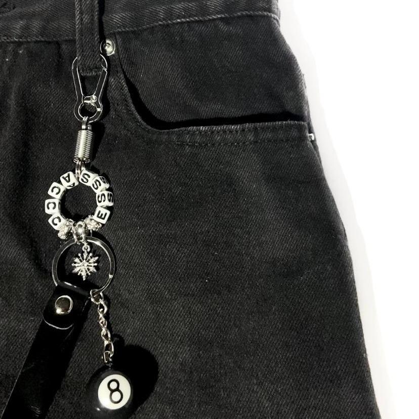 Leathẻ Alphabet - Keychain