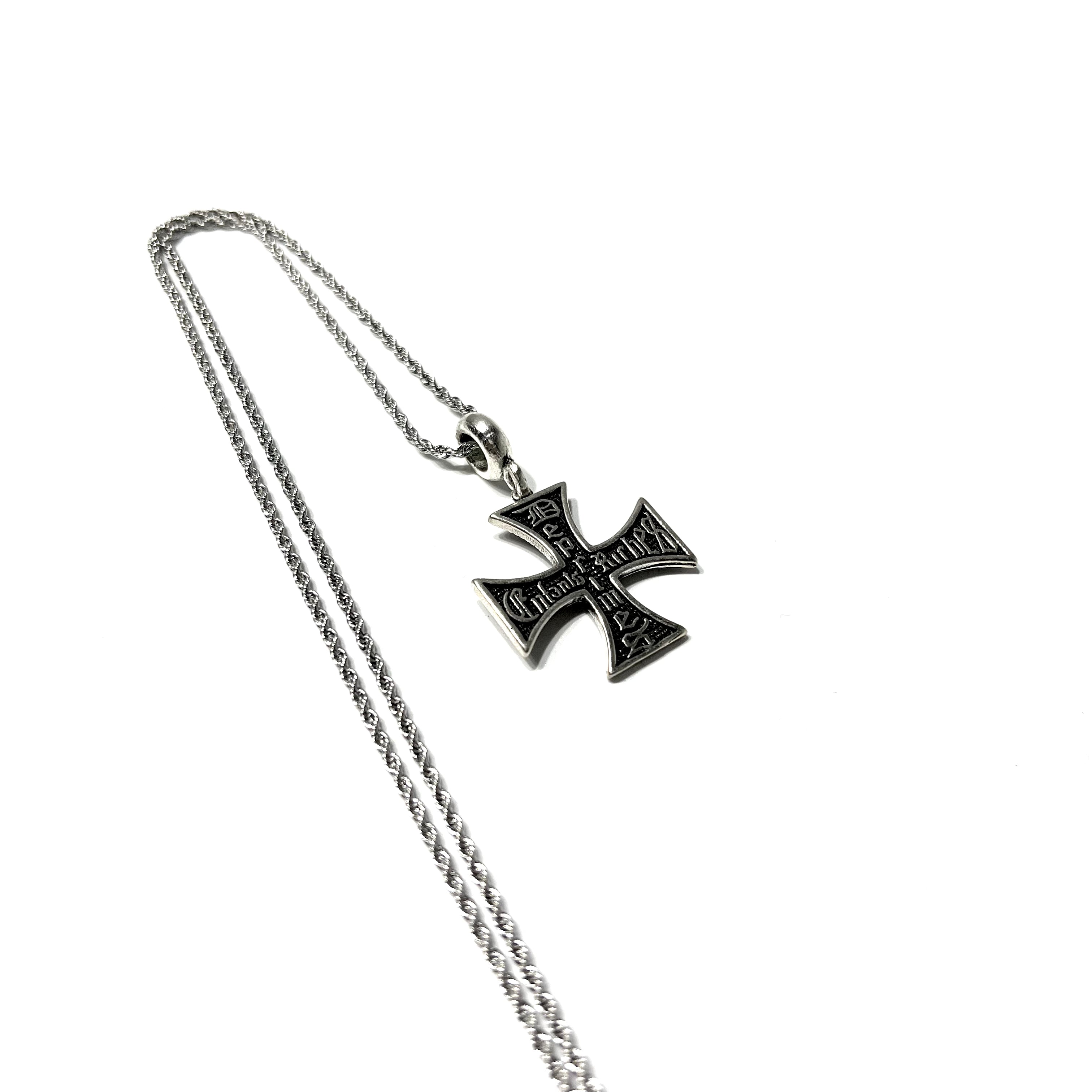 Access Chopper - Necklace