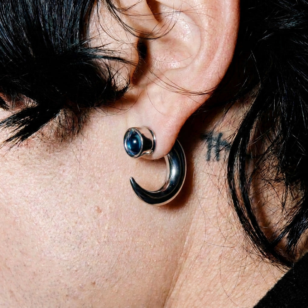 Nail Earing