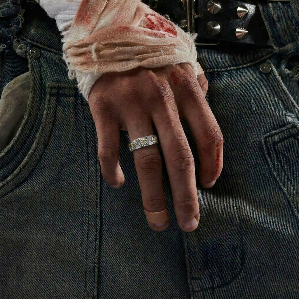 Silver Daisy - Ring